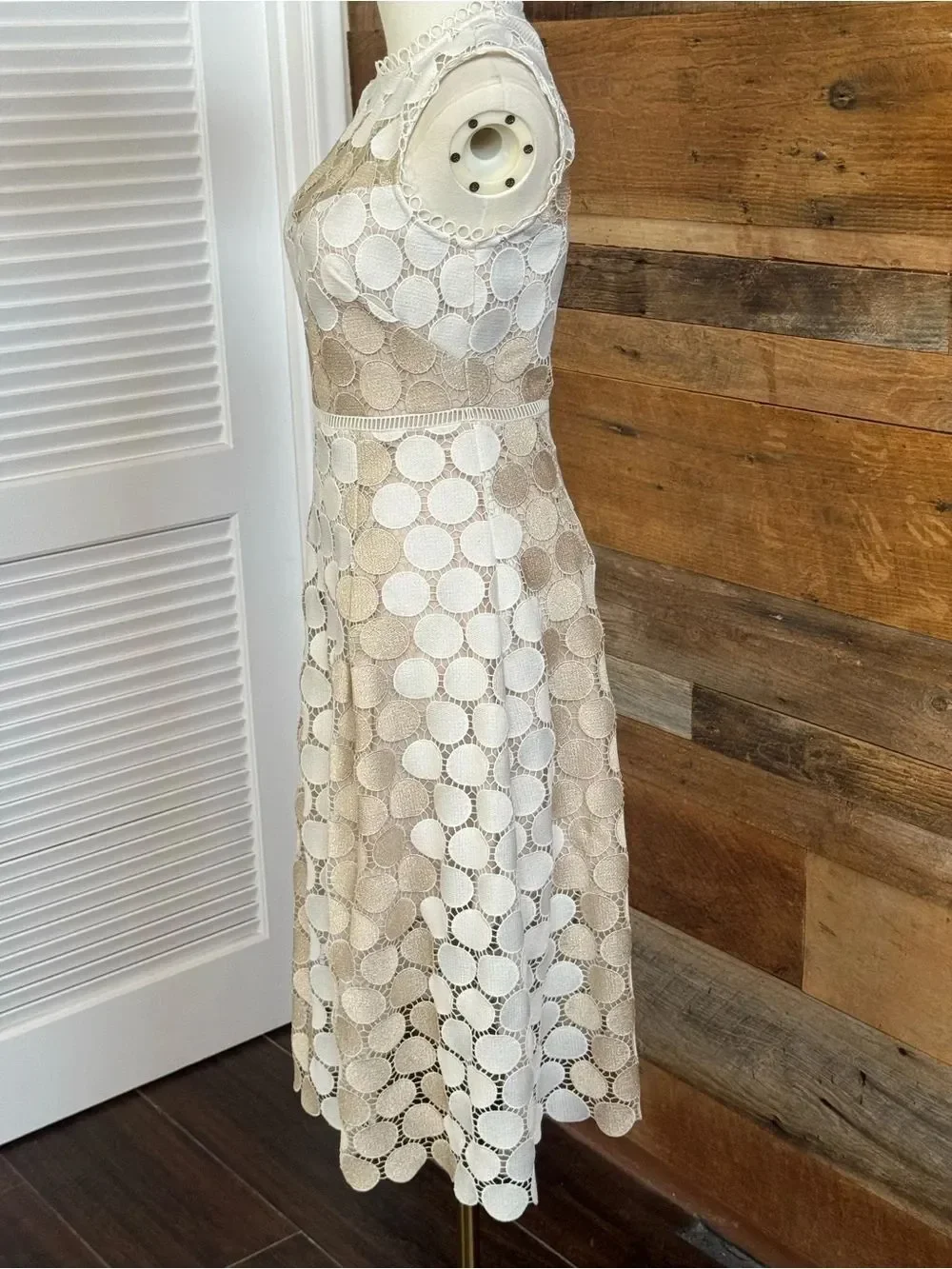 Shoshanna Glengarry Ivory Metallic Gold Circle Lace Midi Cocktail Dress